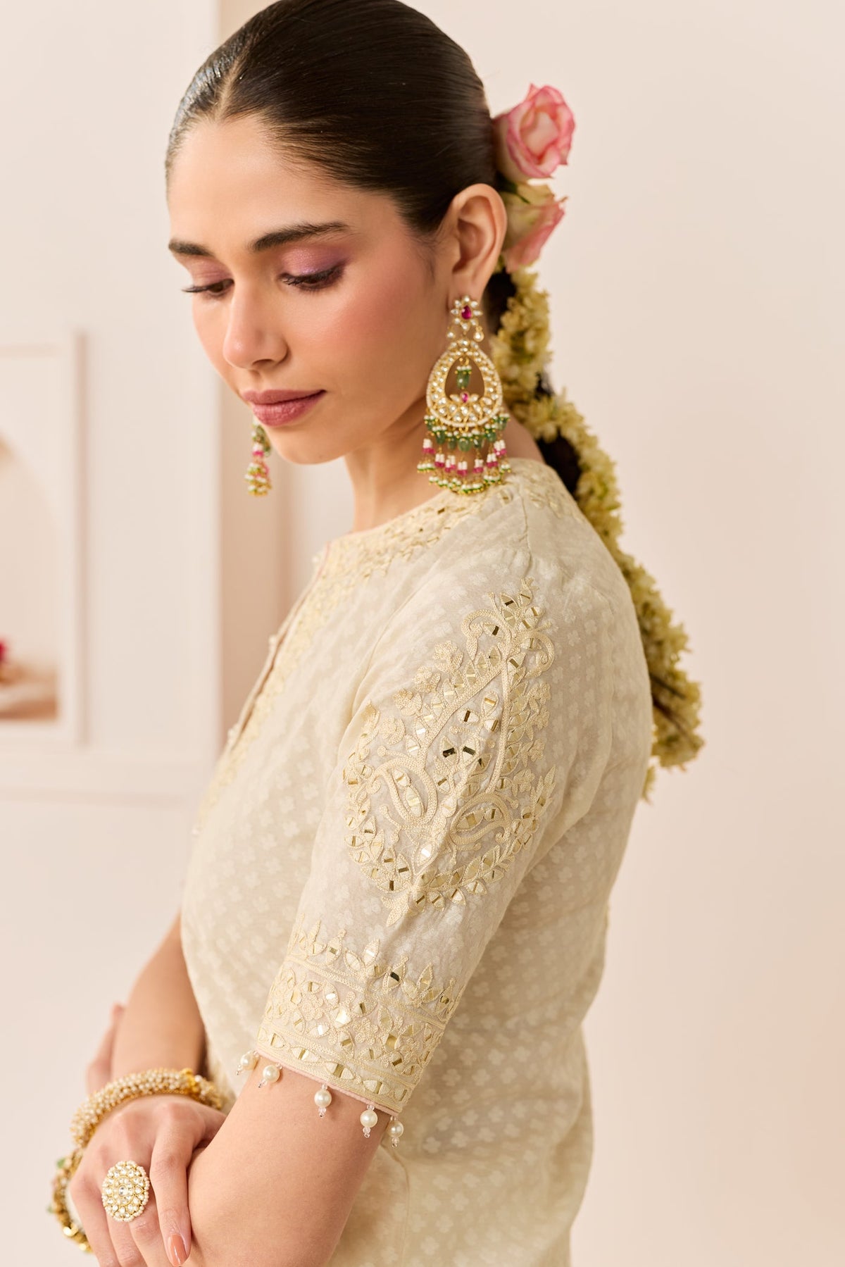 Aamna Sharif In Anaisha -Daisy Ivory Short Kurta With Farshi Salwar