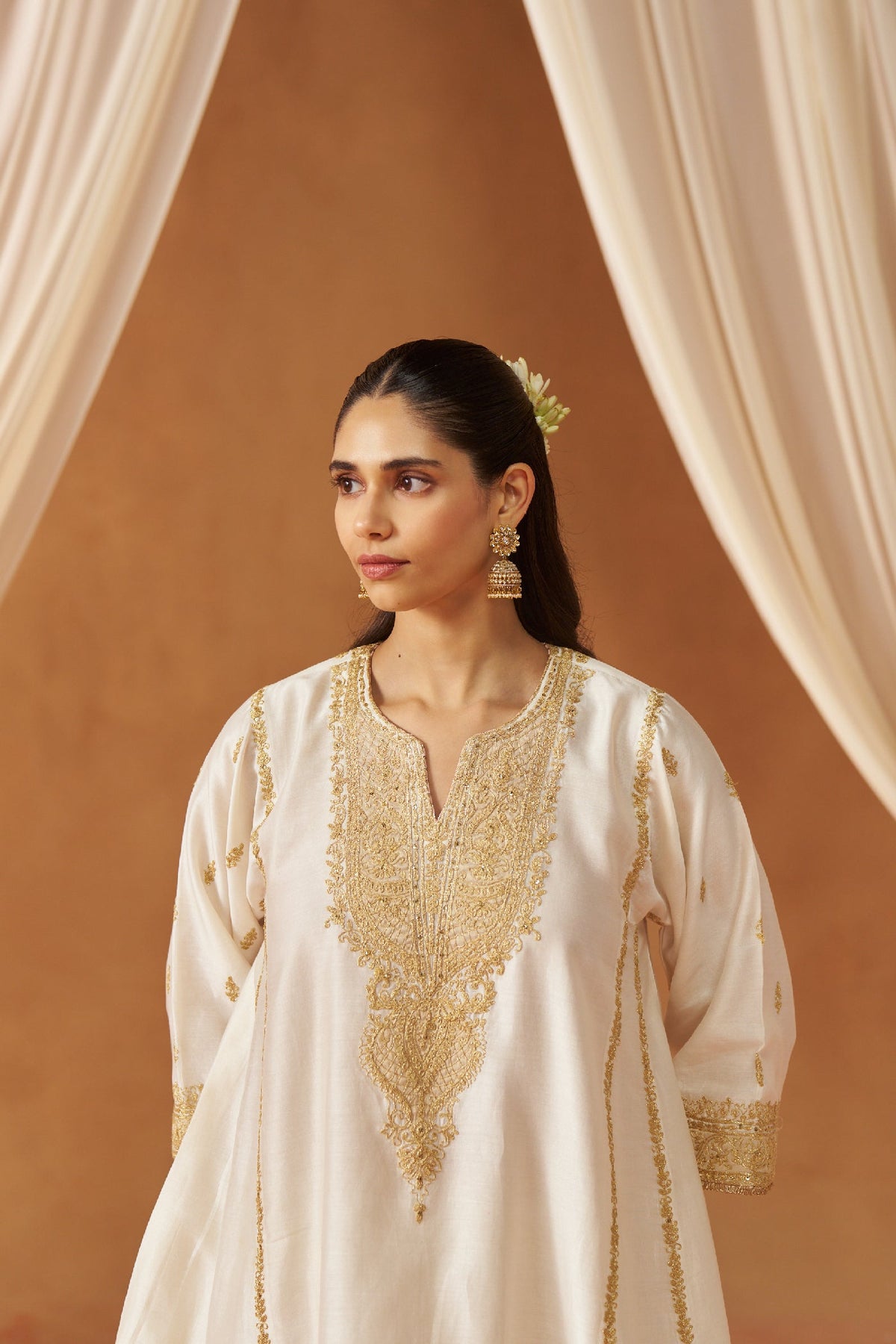 Zimal daisy ivory chauga with salwar