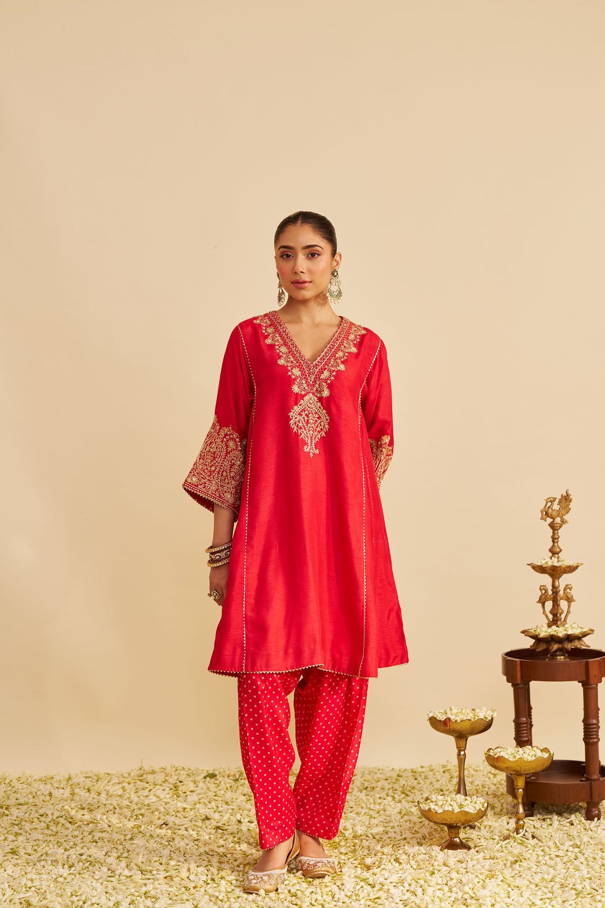 Kareena Kapoor In NIYAH - RED SHORT CHAUGA WITH SALWAR