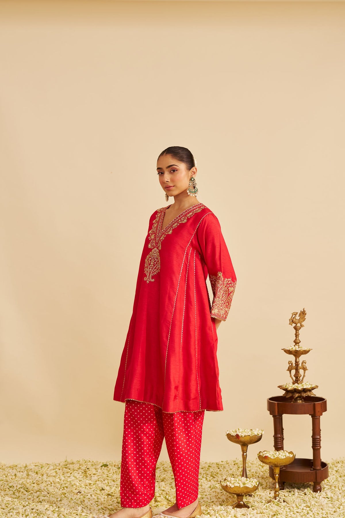 Kareena Kapoor In NIYAH - RED SHORT CHAUGA WITH SALWAR