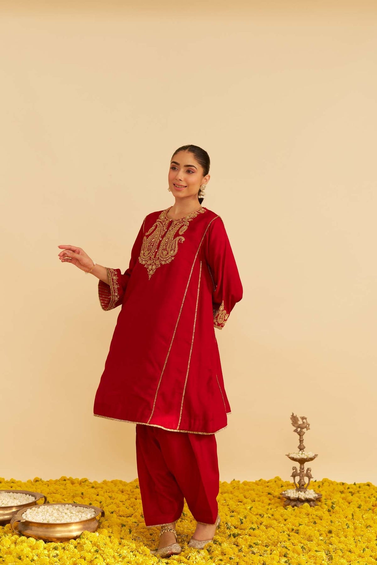 AYRA - DEEP RED SHORT CHAUGA WITH SALWAR (Lxrts)