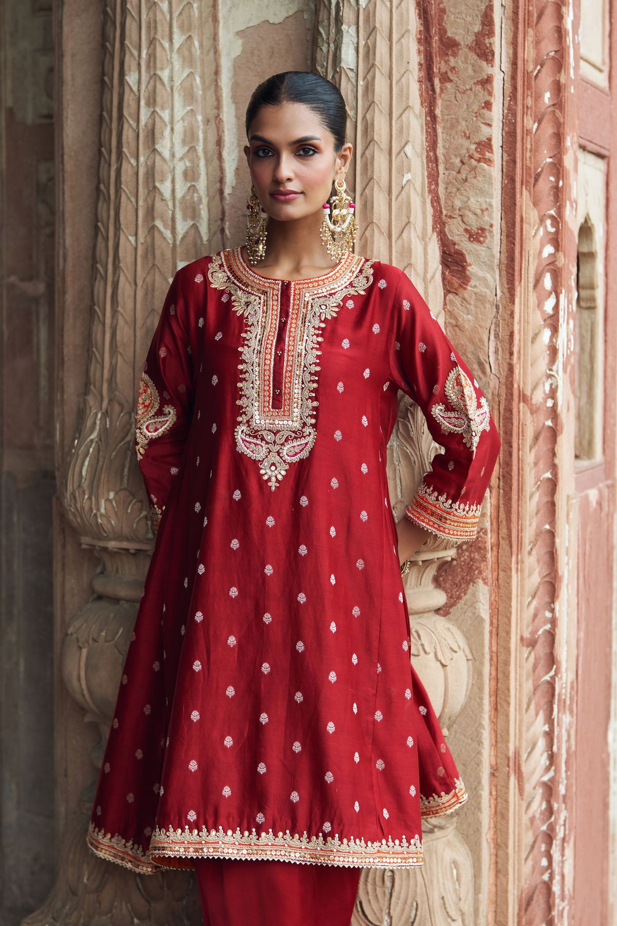 INAAYAT - DEEP RED CHAUGA WITH SALWAR