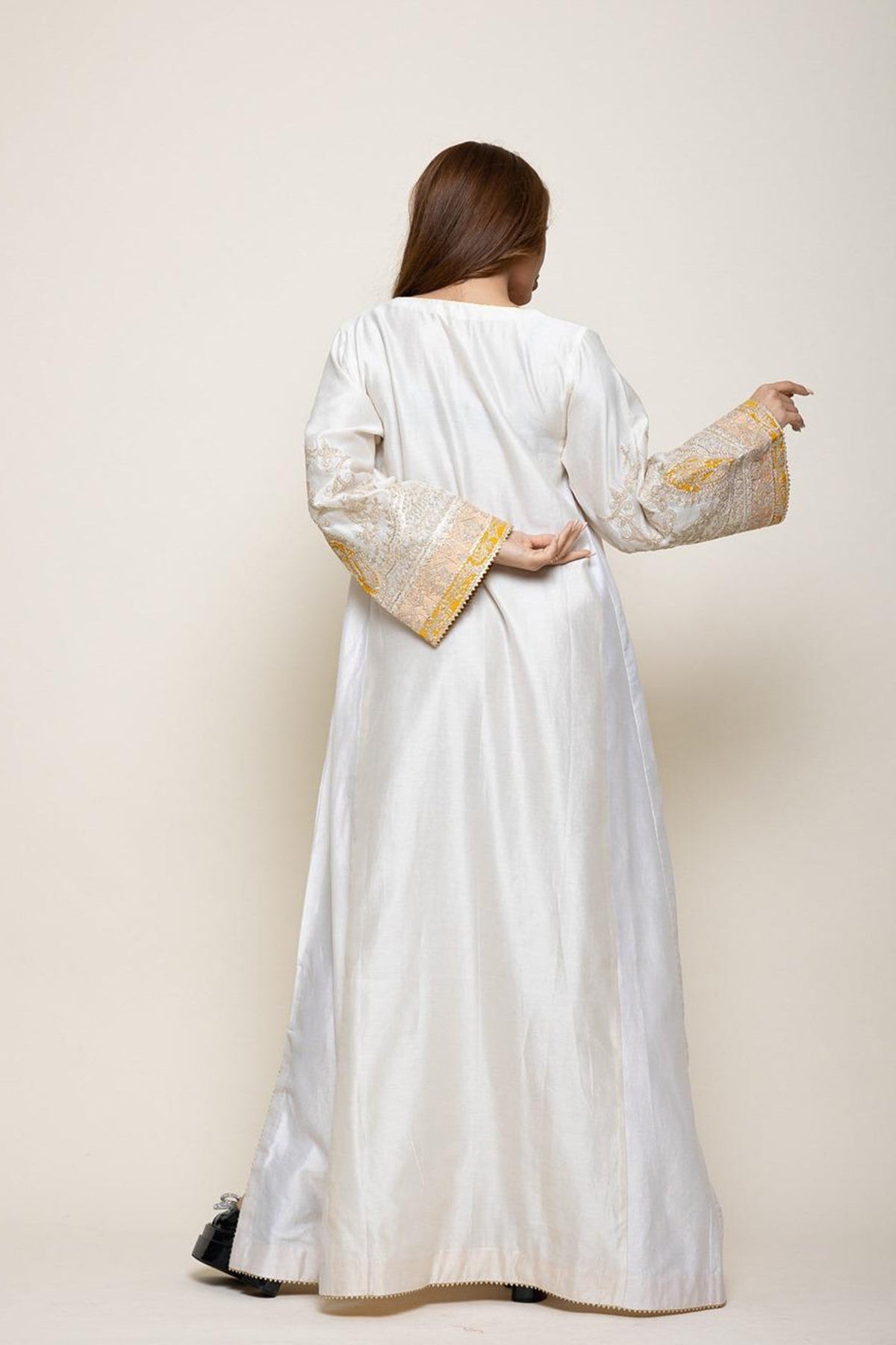 Mohsina - Daisy Ivory Abaya