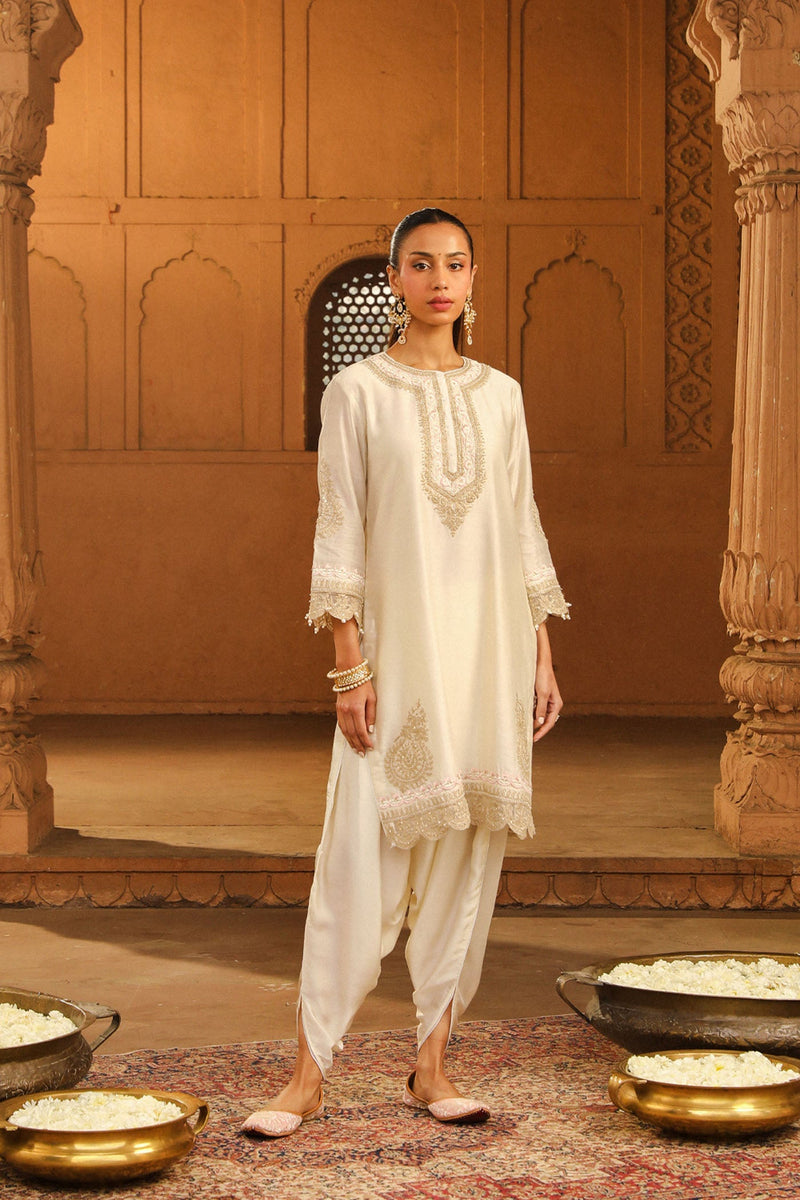 Anika- Daisy Ivory kurta with Dhoti (LXRTS)