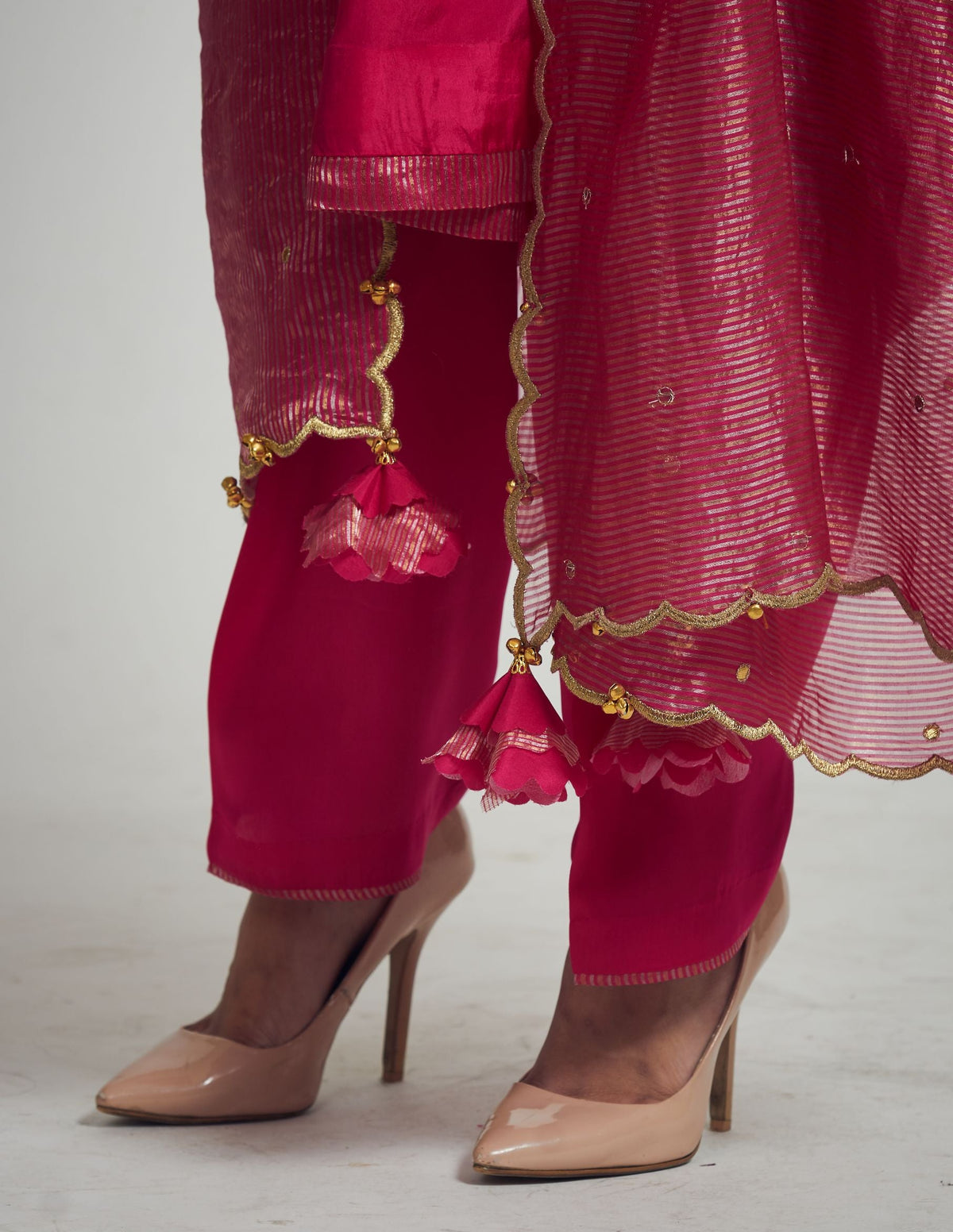 Nazish- Hot pink Habutai silk embroidered ensemble