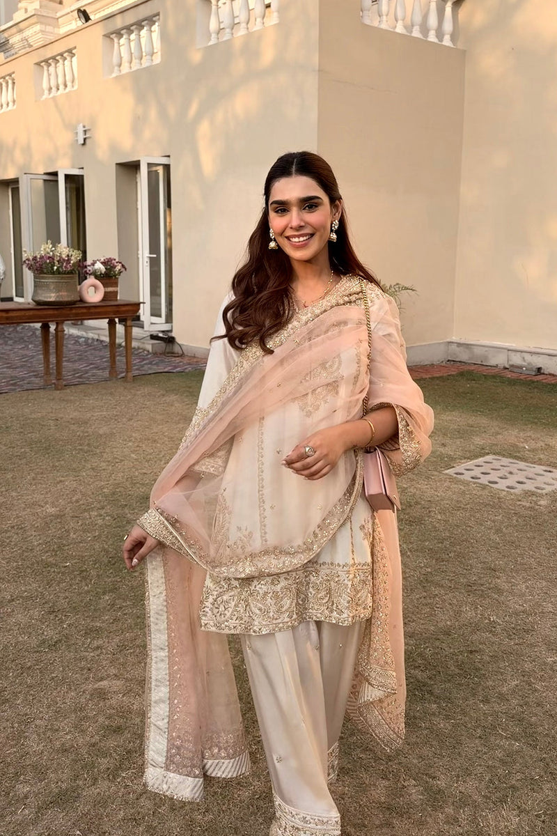 Ishika Bana in Dua Daisy Ivory Dabka Zardozi Embroidered Short Kurta Set
