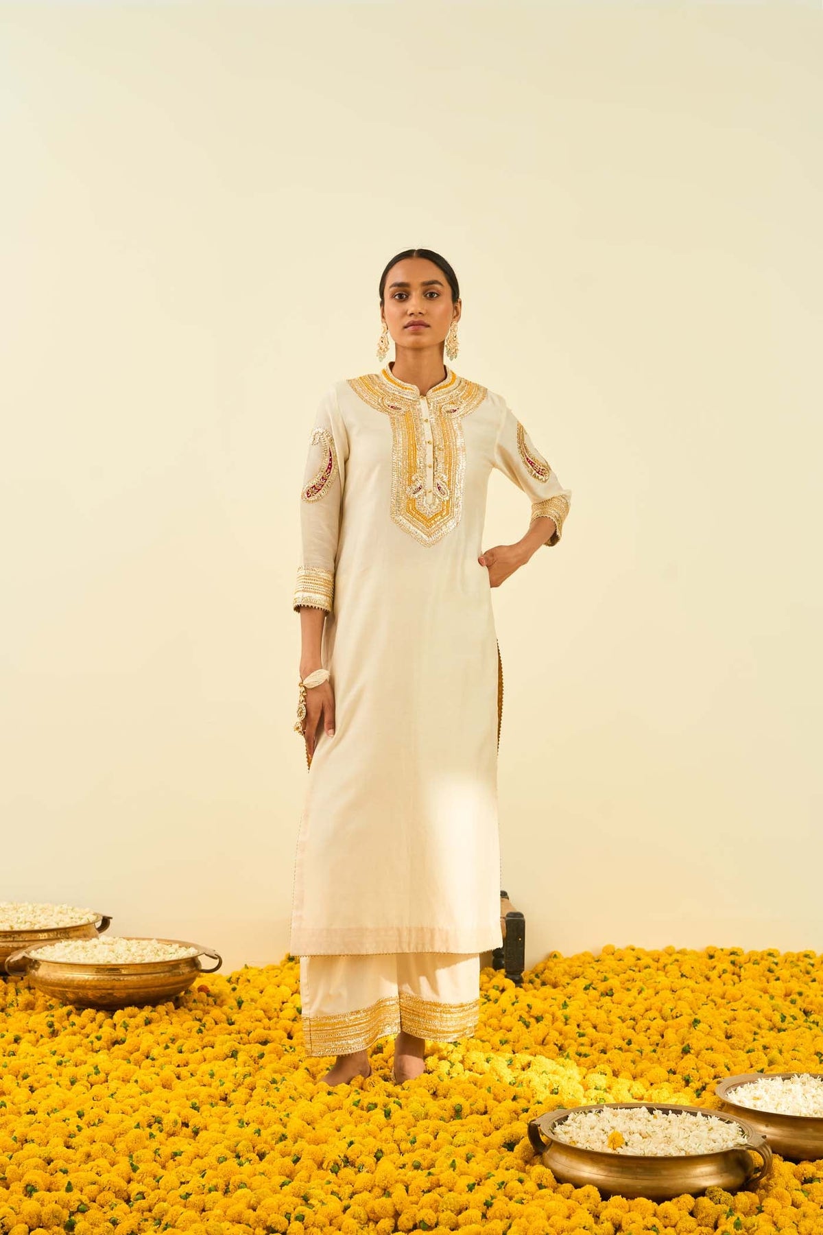 Aliyah- Daisy Ivory straight long kurta with palazzo