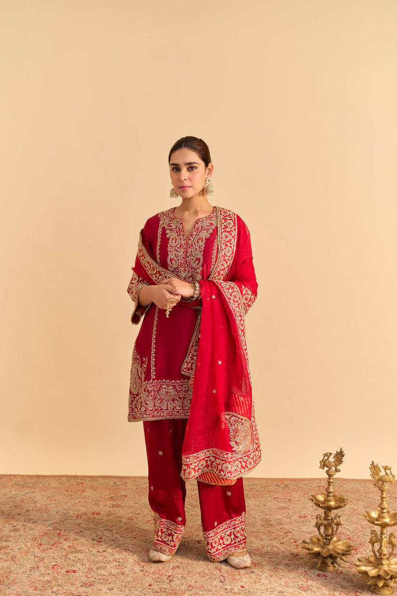 Dua Deep red Dabka Zardozi Embroidered Short kurta Set