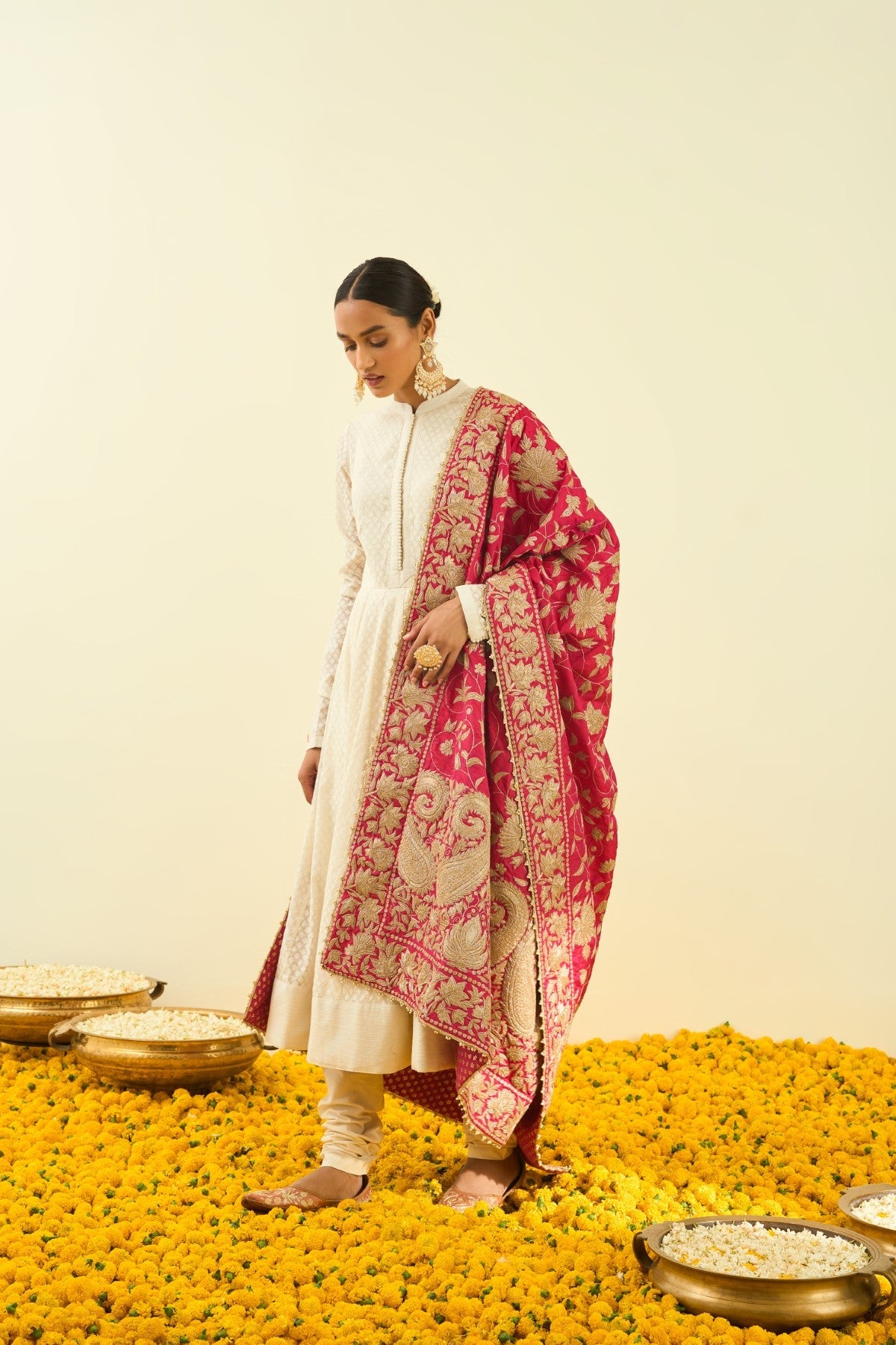 Rani Hotpink Floral Tilla Embroidery Odhni