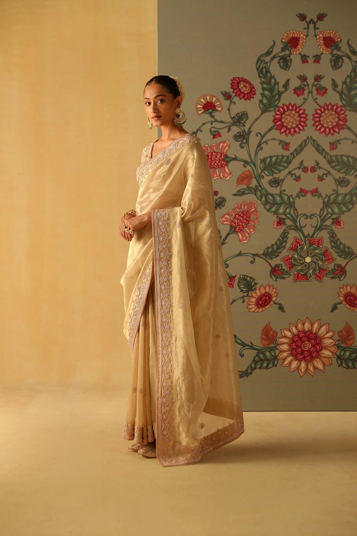 Saraa - Gold Tissue Saree Set