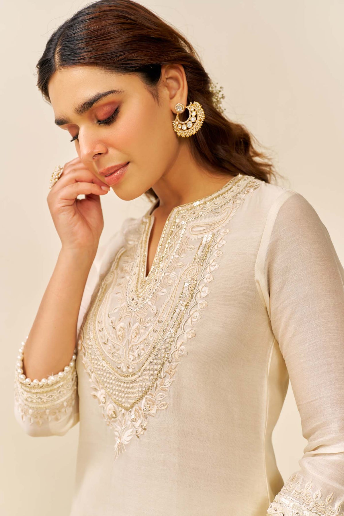 SARA - Daisy Ivory SHORT KURTA WITH  SALWAR (LXRTS)
