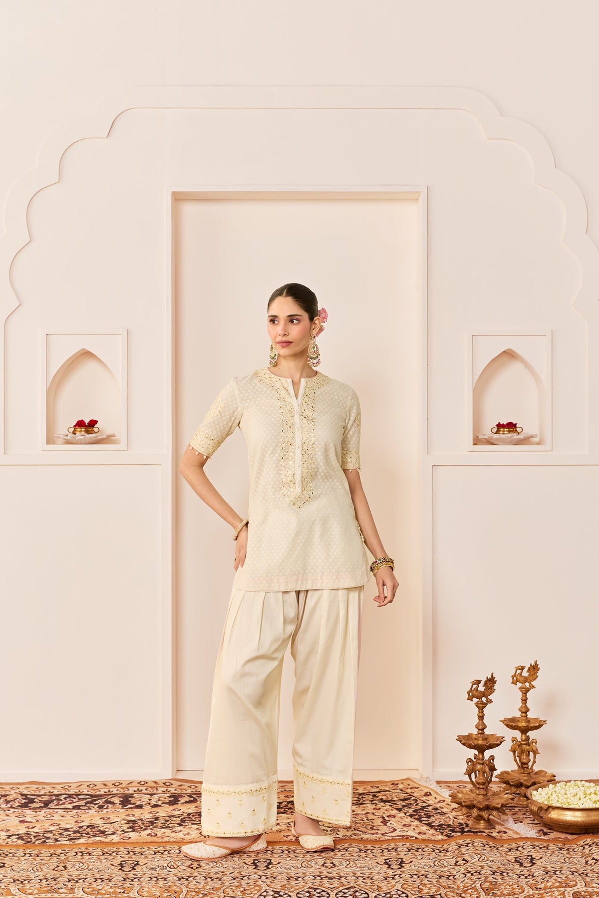Aamna Sharif In Anaisha -Daisy Ivory Short Kurta With Farshi Salwar