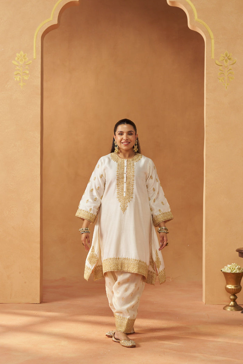 Zeenal Daisy Ivory A-Line Kaaftan with Salwar (LXRTS)