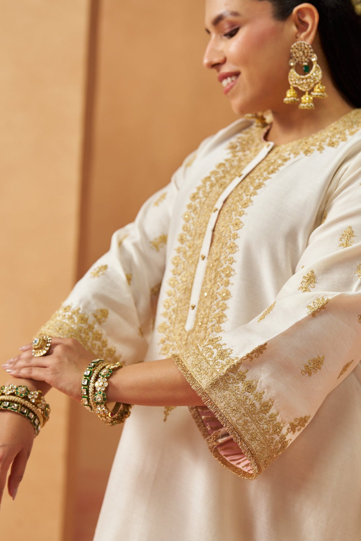Zeenal Daisy Ivory A-Line Kaaftan with Salwar (LXRTS)