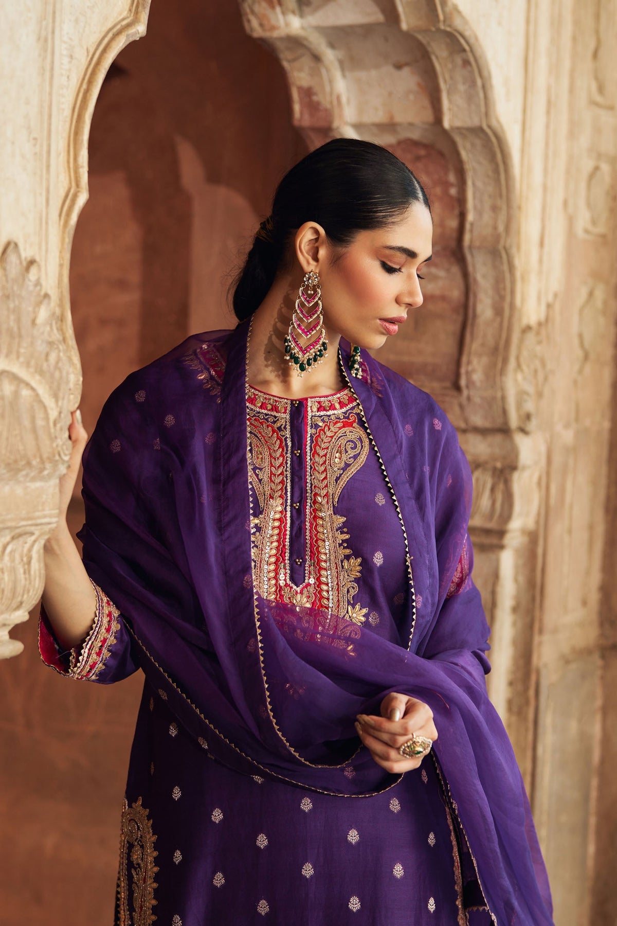 Ishna Batra In FAHMIDA - DEEP PURPLE SHORT KURTA WITH TULIP PANT