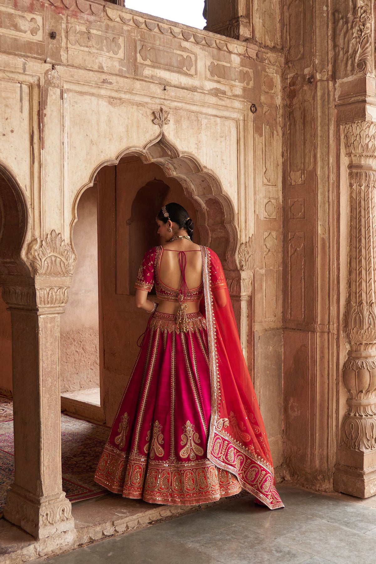 AMARA - Rani Hotpink LEHENGA